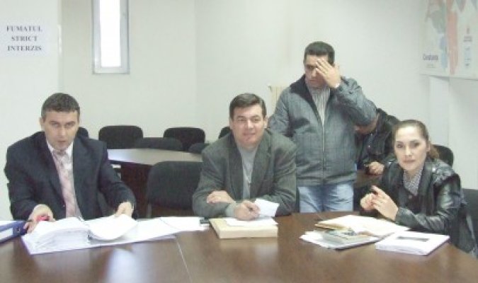 Primarii pedelişti au pus 